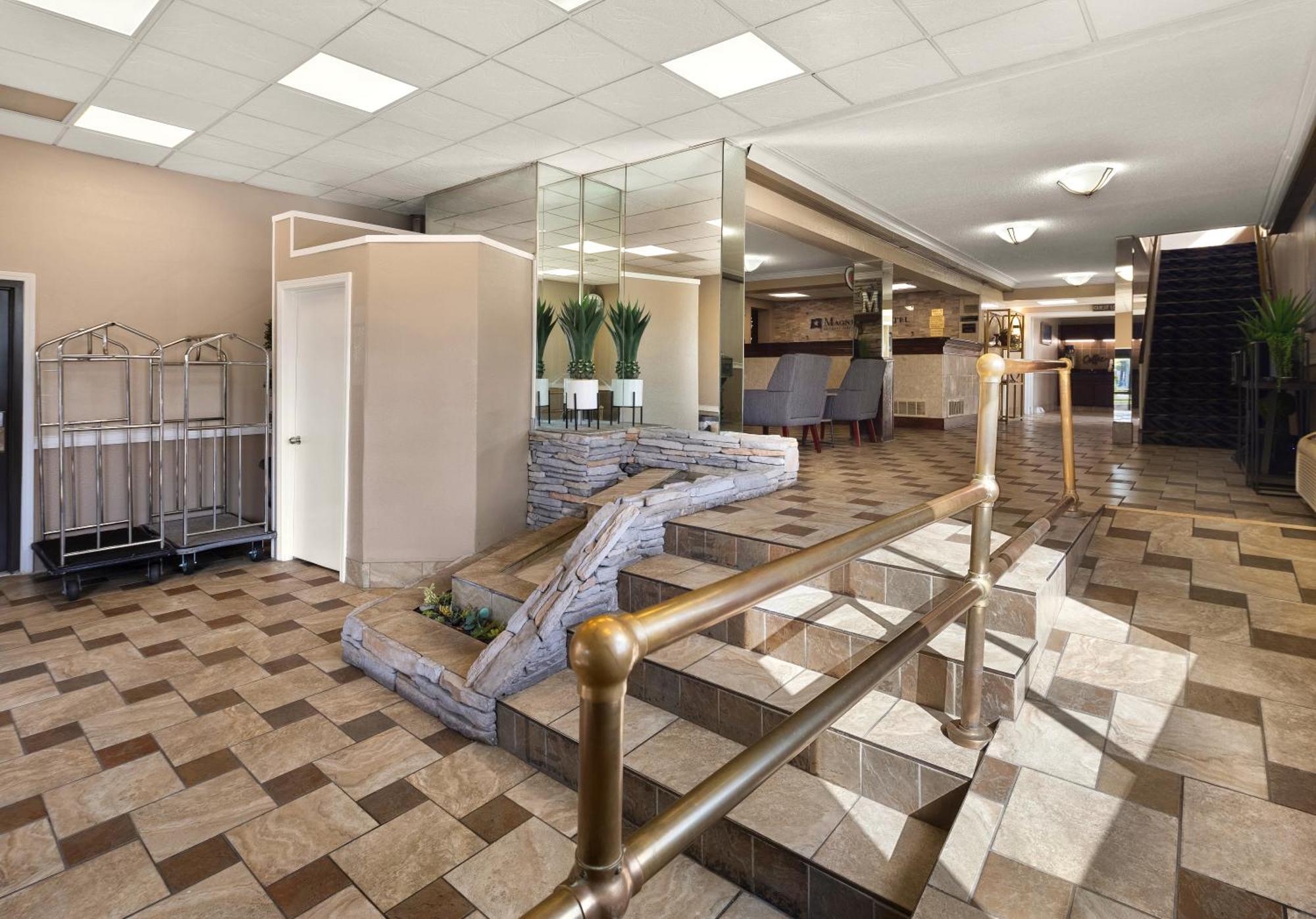 Magnuson Hotel Detroit Airport Romulus Dış mekan fotoğraf